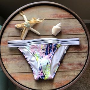 NWOT VS Swim Bottoms